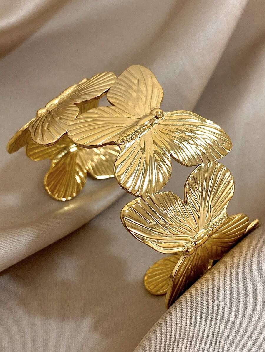 Butterfly handcuff