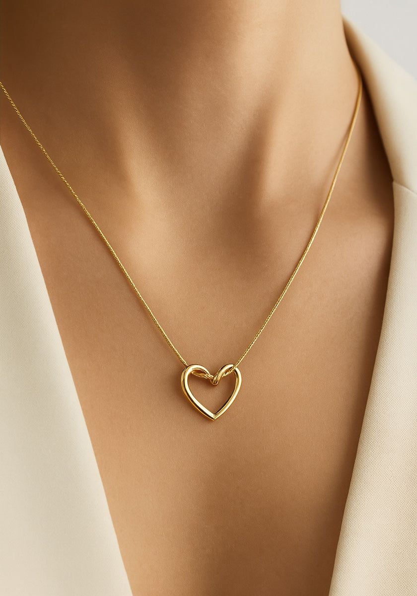 Minimalist Open Heart Necklase