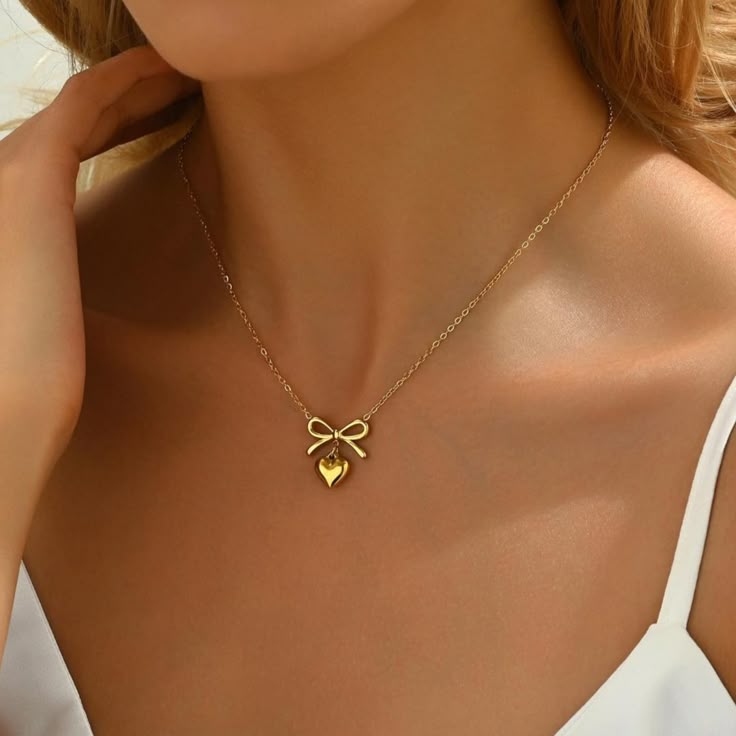 Bow & Pearl Necklase